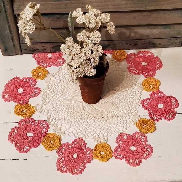Vintage Other - VTG Doiley